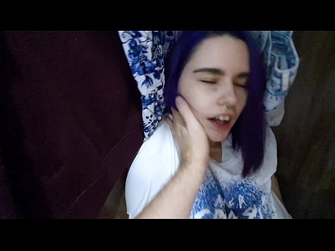 ❤️ Radau savo sesutę spintoje ir padėjau jai pasidaryti Super porno prie mūsų lt.com-porn-zog.ru ﹏